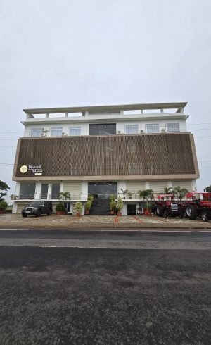 Best hotel in kenndrapara